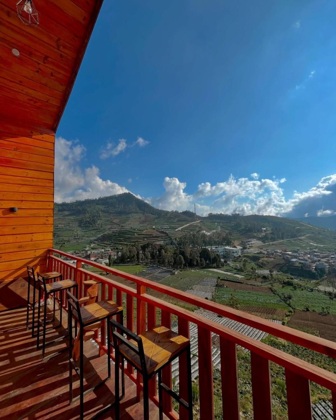 Tower Hill Cabin Dieng Exterior photo